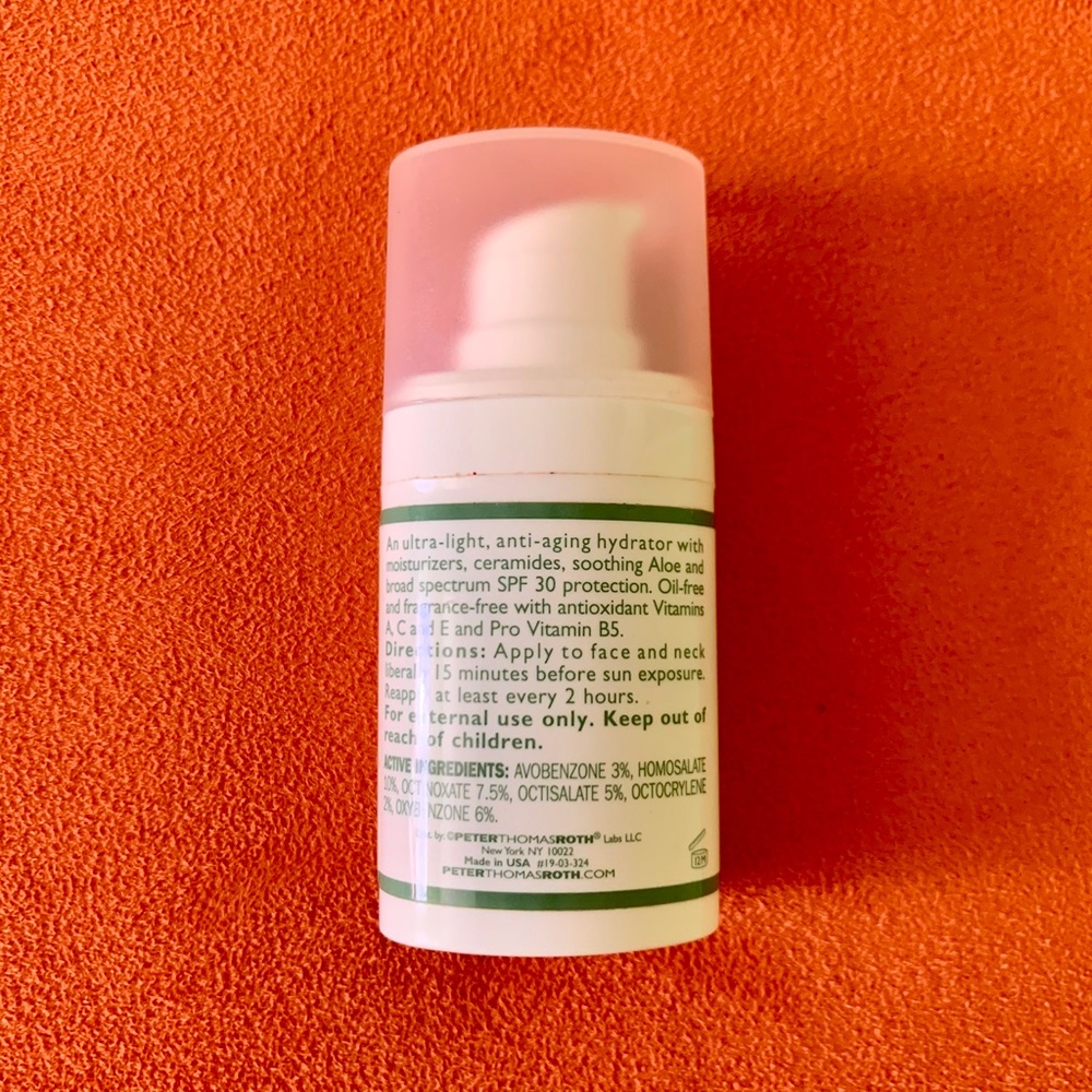 Max Sheer Moisture Defense Lotion SPF 30 MINI 15ml - Picture 4 of 10